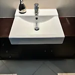 Avec Piscine * Αλμπουφέιρα